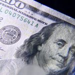 Фото: https://img.tsargrad.tv/cache/f/1/dollar5.jpg/w1056h594fill.jpg