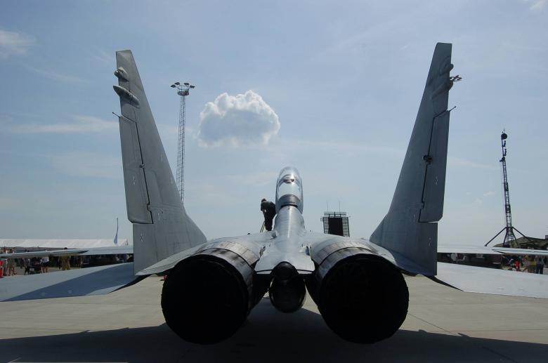 Фото: https://www.stockvault.net/data/2007/11/07/103815/preview16.jpg